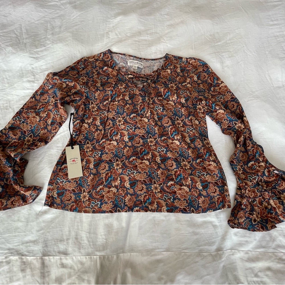 IDYLLWIND WOMEN'S ROUGE PAISLEY‎ PRINT LACE-UP TOP - Picture 6 of 14